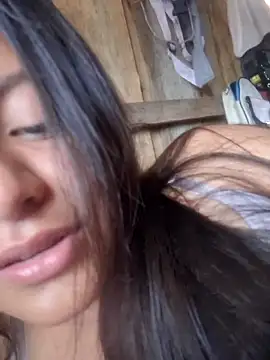 AishaYeleth online show from 04-15-26, 07:58