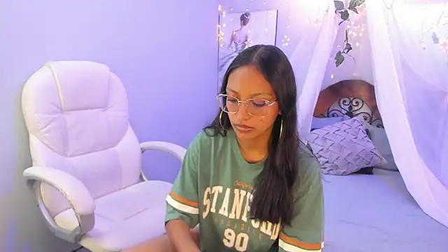 miel ambar online show from 04-21-26, 04:01