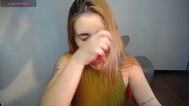 Ambar lynn01 online show from 06-19-26, 08:12