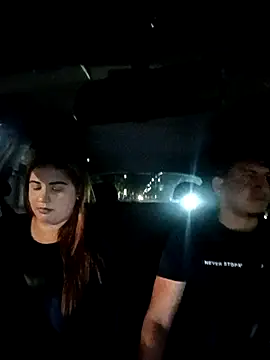 Snapshot of hot-daring chatting on 04-16-26, 05:41 hot-daring online show from 04-16-26, 05:41