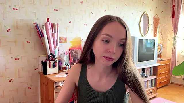 AdriannaBill online show from 05-31-26, 04:03