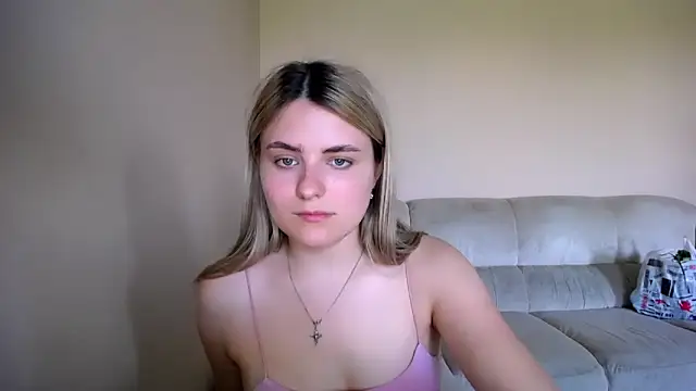 Snapshot of _shy_sabrina__ chatting on 05-22-26, 11:16 shy sabrina online show from 05-22-26, 11:16