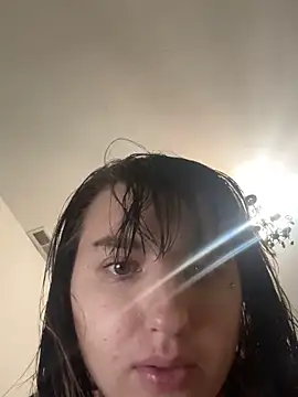 Courtneysinclair online show from 04-14-26, 04:13