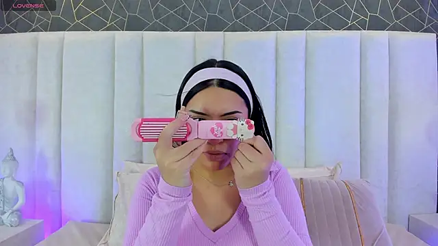 im miaadoll online show from 04-26-26, 12:14