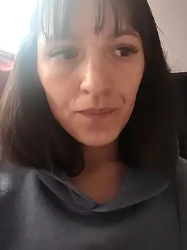 Snapshot of tina_sussy chatting on 04-28-26, 03:50 tina sussy online show from 04-28-26, 03:50