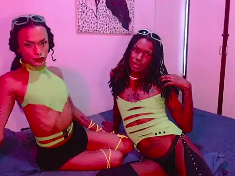 ZorraRojaa online show from 04-26-26, 10:07