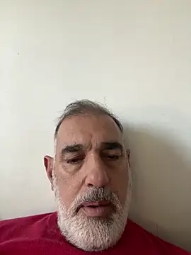 Snapshot of Calamar70 chatting on 05-19-26, 08:15 Calamar70 online show from 05-19-26, 08:15