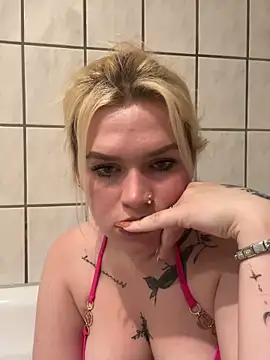 BlondeChaya online show from 04-23-26, 12:29