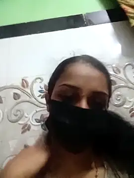 Lusi G online show from 04-27-26, 11:19