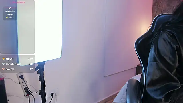 Amiee Kovva online show from 04-19-26, 06:10