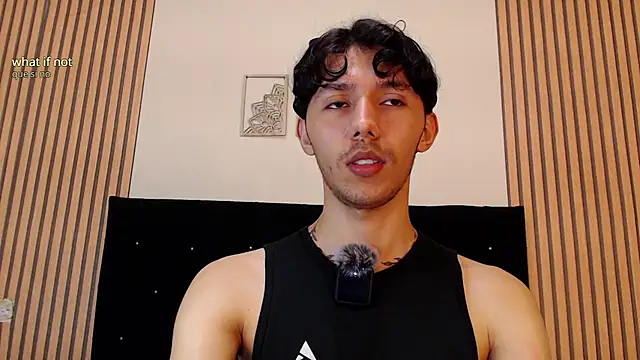 Snapshot of 1ssebas chatting on 04-16-26, 02:45 1ssebas online show from 04-16-26, 02:45