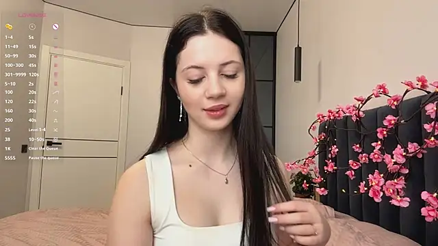 Rose Retslav online show from 04-15-26, 06:20