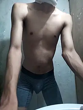 largedickk  online show from 04-17-26, 07:50