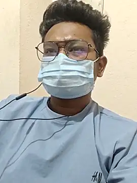 hot boy995 online show from 04-15-26, 09:27