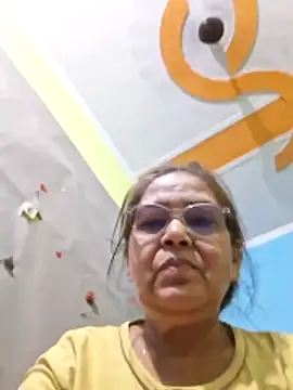 Shalini3456 online show from 05-13-26, 07:00