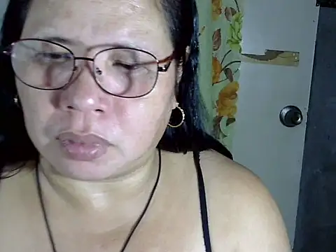 HottyCurlyPeanut online show from 04-23-26, 01:57