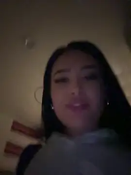 Snapshot of Sara_fun chatting on 03-23-25, 04:49 Sara fun online show from 03-23-25, 04:49