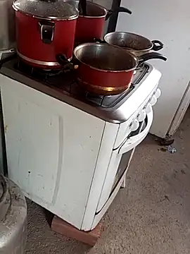  - - putinha - - online show from 04-18-26, 11:47