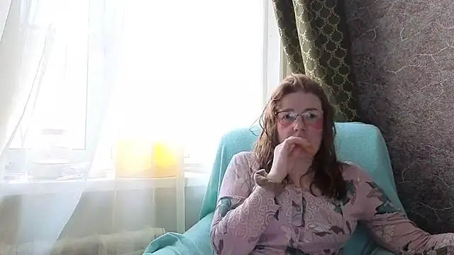 Snapshot of Miss_SandraX chatting on 04-25-26, 11:24 Miss SandraX online show from 04-25-26, 11:24