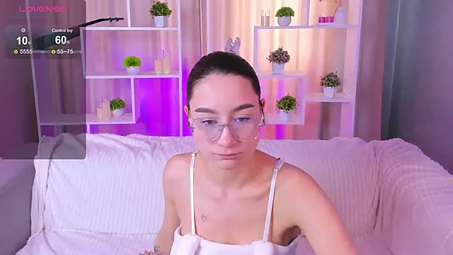 AndreaJohnsons online show from 04-27-26, 08:12