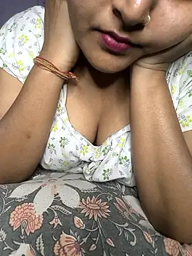 Snapshot of PunkTiling chatting on 06-01-26, 05:58 PunkTiling online show from 06-01-26, 05:58