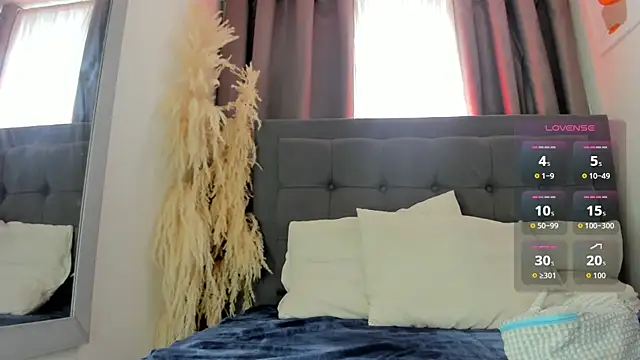 hanna-baker01 online show from 05-14-26, 02:57