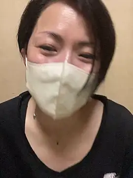 Snapshot of rin2432 chatting on 04-25-26, 02:47 rin2432 online show from 04-25-26, 02:47