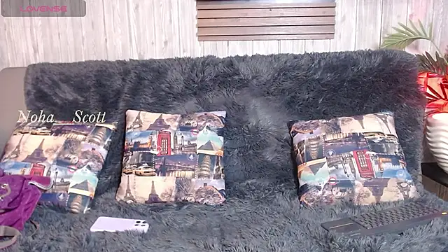 Luna  Cortez online show from 04-20-26, 02:20