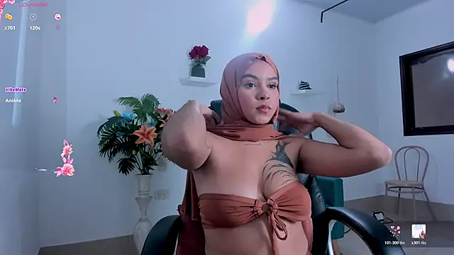 zahra moon online show from 04-16-26, 01:56