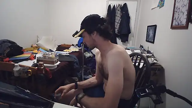 JohnnyMoves online show from 05-30-26, 04:53