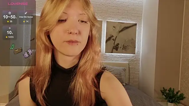 Lina Wi online show from 04-16-26, 09:39