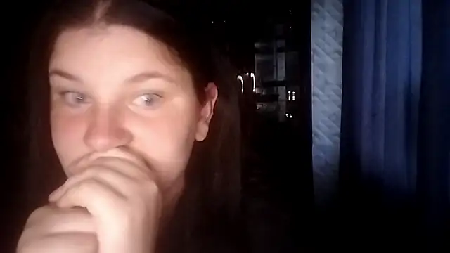 Snapshot of BeatriceMolands chatting on 05-28-26, 05:43 BeatriceMolands online show from 05-28-26, 05:43