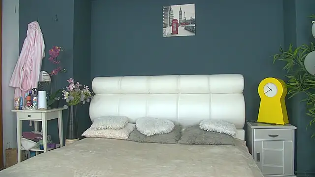 JoLicious  online show from 05-01-26, 05:12