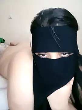 Snapshot of Meryem_sexyy chatting on 04-21-26, 12:11 Meryem sexyy online show from 04-21-26, 12:11