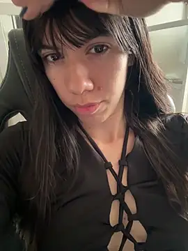 Snapshot of drea-an chatting on 04-18-26, 07:58 drea-an online show from 04-18-26, 07:58