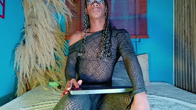 Raven kiss online show from 04-22-26, 01:23