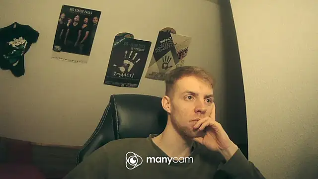 Snapshot of Milkyman7 chatting on 12-17-24, 08:54 Milkyman7 online show from 12-17-24, 08:54