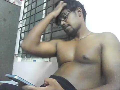 Snapshot of singaram190 chatting on 05-22-26, 04:56 singaram190 online show from 05-22-26, 04:56