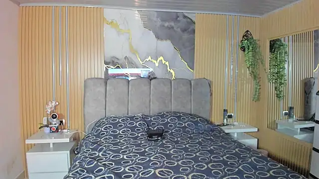 Owen Drake online show from 04-25-26, 03:09