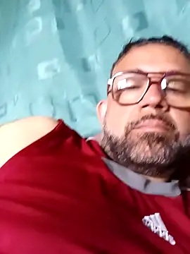 Snapshot of CarlossexVen chatting on 04-25-26, 06:27 CarlossexVen online show from 04-25-26, 06:27