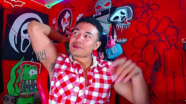 Nikkithebeastx online show from 04-26-26, 12:41