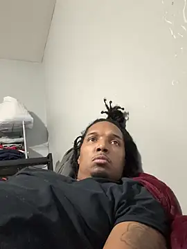 Thatyoungboy01 online show from 12-17-24, 03:17