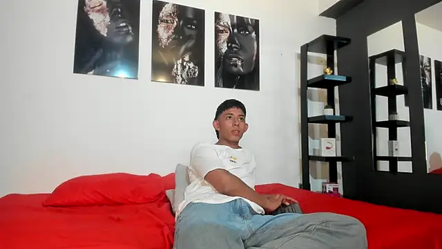 mateo crown online show from 04-20-26, 08:54