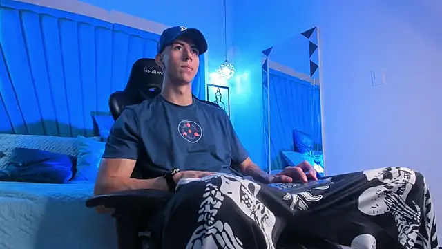 OliverThompsonJS online show from 05-05-26, 05:15