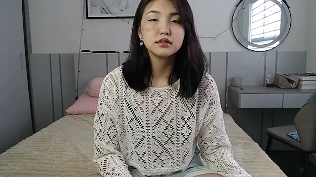 Snapshot of Maiaxoxo chatting on 04-29-26, 12:16 Maiaxoxo online show from 04-29-26, 12:16