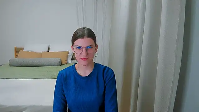 AnnaThorne online show from 05-05-26, 04:31