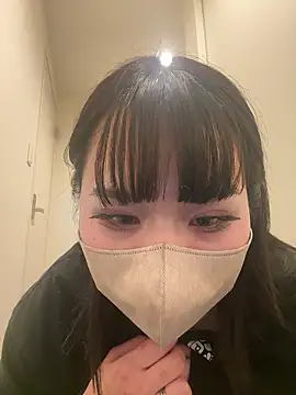 HoodingAlar online show from 04-18-26, 01:48