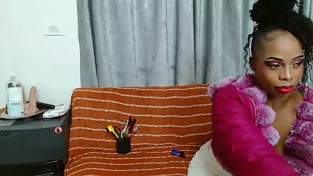 SweetHotLips102 online show from 07-28-26, 04:52