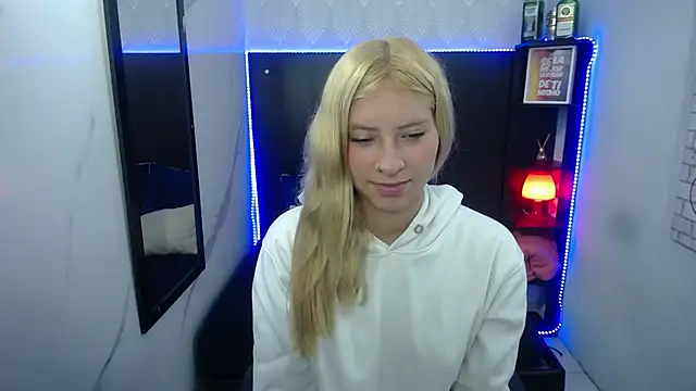 nancy blonde online show from 06-19-26, 01:48
