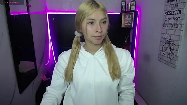 nancy blonde online show from 07-14-26, 12:44